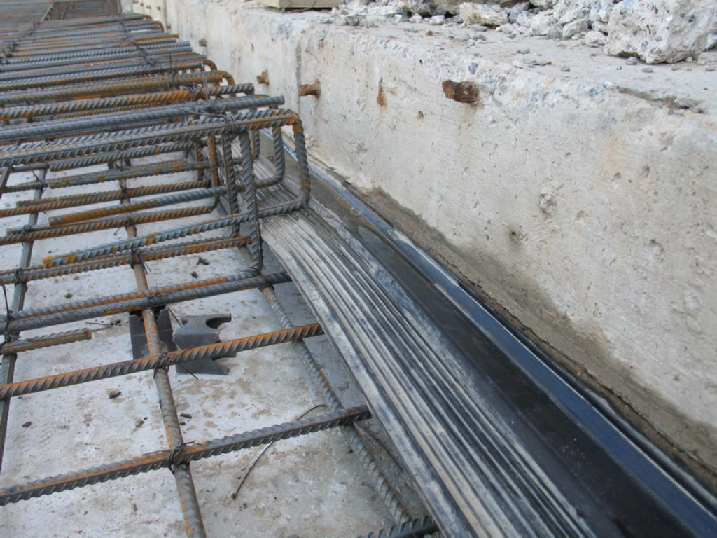 Гидрошпонки для бетона особенности и сфера применения.jpg Гидрошпонки для бетона особенности и сфера применения.jpg